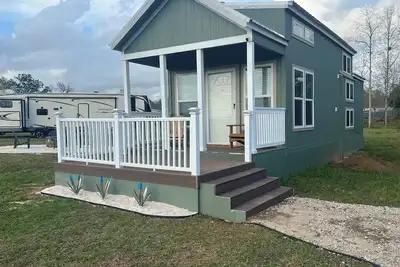 Image de The Kiwi Villa - 15 miles to the Beach and 4 miles to the city of Foley