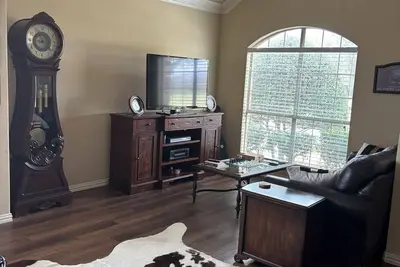 Image de 3-bedroom house centrally located in Frisco, Tx.