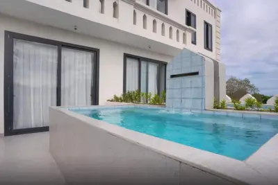 Image de Seafront Getaway with Pool Near White Sand Beaches and Island Attractions