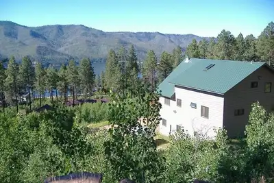 Image de Gorgeous Vallecito Lake House