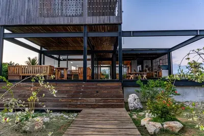 Image de Villa Okeanos - Modern Chic Waterfront Villa with Pool