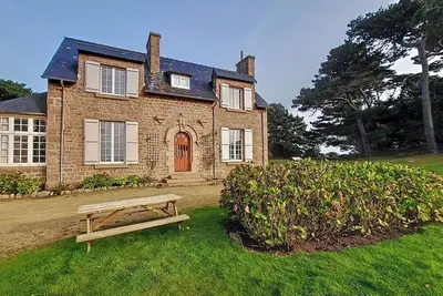 Image de Belle maison en granit du 19e, situation exceptionnelle