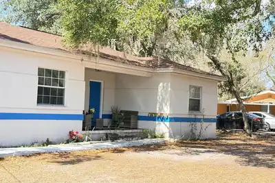 Image de Welcome to Casa Alafia at Riverview.