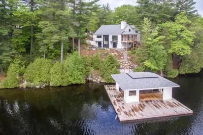 Image de Luxurious Muskoka Lake in Port Carling, Ontario