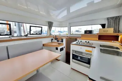 Image de Sun-Kissed Sailing Adventure in Papeete, Polinesia Francesa