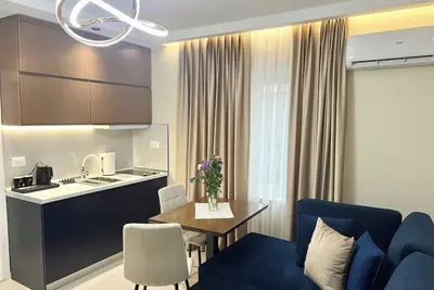Image de The Harmony Duo Sapphire – Elegant Navy Luxury Apartment in Tirana Center