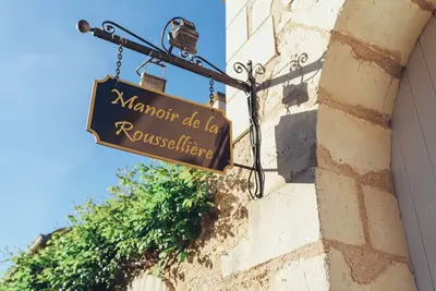 Image de Manoir de charme avec gîtes de groupe 40 p et piscine pour séjours en famille