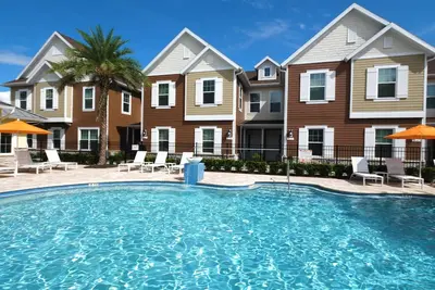 Image de ★ 4 Br 4 Ba Villa | 5min→Disney | Family getaway