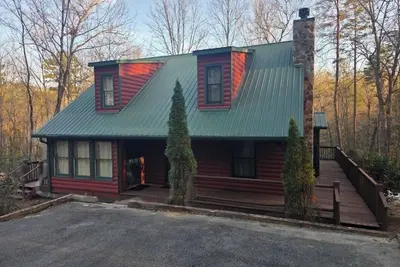 Image de Happy Beara Cabin - Close to Helen, Ga