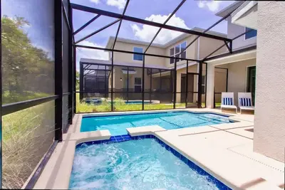 Image de Family 5bd Spa  Pool   Game Loft   Near Disney
