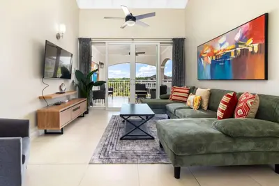 Image de 3rd Floor Condo Richmond Estate ~Beach Access~Pool