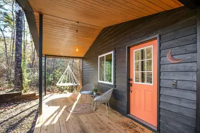 Image de Moonrise Retreat with Spa, Fire Pit, 8 min to Town