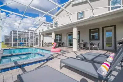 Image de Family Villa Private Pool  Spa   Arcade Sleeps 22