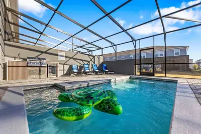Image de 5br w Pool Grill  Game Lounge   Indoor Slide 16165