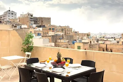 Image de Maison exclusive de 3 chambres à La Valette avec terrasse sur le toit