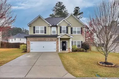 Image de Beautiful 4-bedroom house just minutes from the Master’s Tournament!