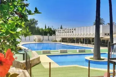 Image de Modern Spanish bungalow with garden around and close to beach