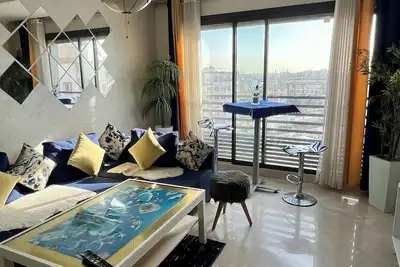 Bright studio with panoramic views near Casa Voyageurs train station