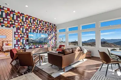 Image de Luxury in Sunshine Canyon - minutes from Boulder