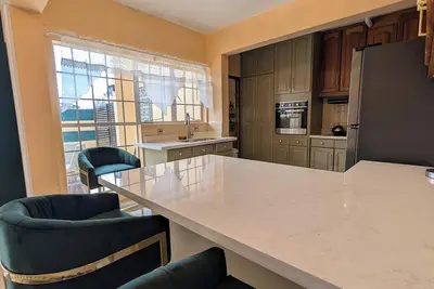 Image de Cozy 3-bedroom Caribbean styled townhome in peaceful Petit Valley