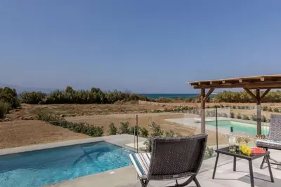 Image de Villa Calmera, Private Pool, Spacious Furnished Terrace, Naxos