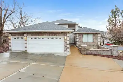 Image de Layton Ridge House | Hot Tub, Game Rm & Near Ski