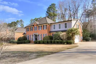 Image de Room to Relax: Renovated Knollcrest Getaway