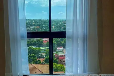 Image de Tranquil 2-bedroom apartment with Ac in vibrant Kingston