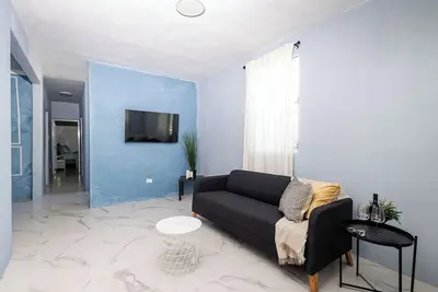 Spacious & Comfortable 2br Home for 4