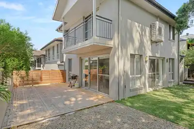 Image de Pet Friendly 3br Beachside Escape – 200m to Surf Beach