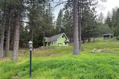 Image de 30 Night Minimum, Shasta View Chalet