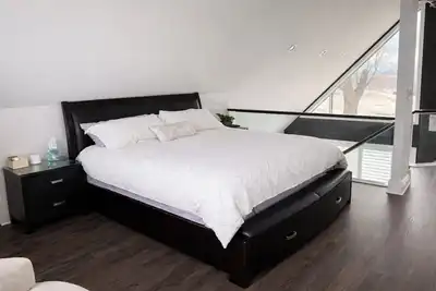 Image de Loft Retreat on the lake. Focus on nature, birdwatching or outdoor enthusiasts.