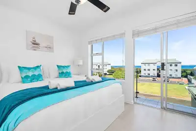 Image de Big Bay Beach Club H23