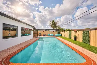 Image de Versace Vibes Luxury Designer Retreat