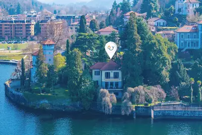 Image de Villa Incanto Sul Lago: Lakefront, Garden & Balconies (Sleeps 7), Laveno Mombello, Italy