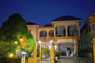 Image de Windbreak Villa