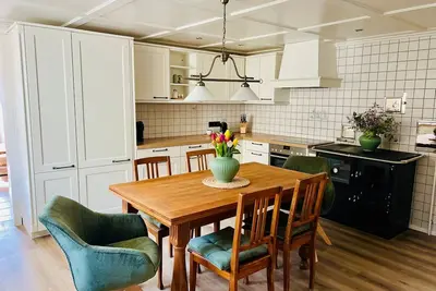 Image de Appartement \"Heimatnest\" avec vue sur la montagne, terrasse privée et jardin commun