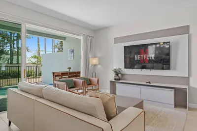 Image de Brand new vacation villa by Disney