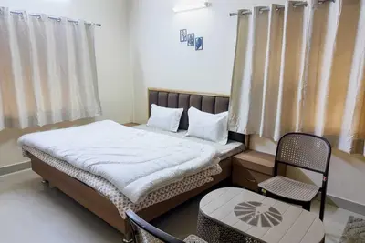 Image de Nirvana Homestay, \n\nlocated in the serene and prestigious high end Dampier Nagar.