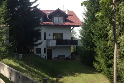 Image de Appartement « Schladming Planai Mitte » avec vue sur la montagne, terrasse privée et Wi-Fi