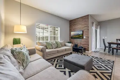 Image de Cozy Home Near Disney Parks - Prime Location