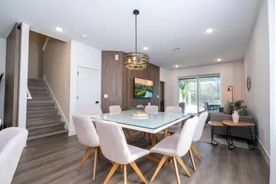 Image de Spacious & Modern 4br Near Theme Parks