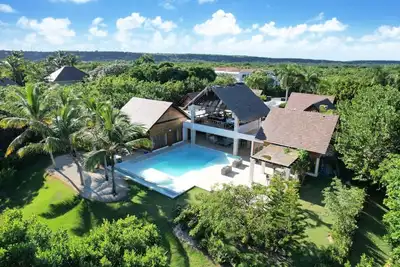 Image de Villa Monica: Private retreat near golf w/ staff, pool & golf cart