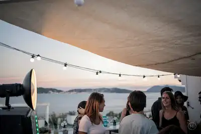 Image de Hôtel privatisé 8/16ch Toulon Bord de Mer -Rooftop