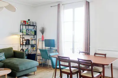 Image de Logement spacieux et lumineux avec vue dégagée