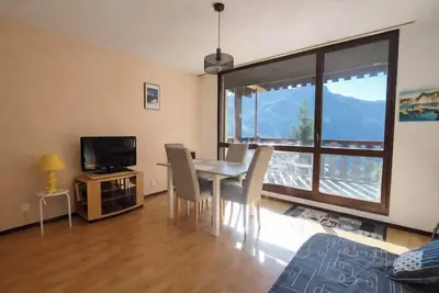 Image de Appartement lumineux avec vue montagne à Pra Loup