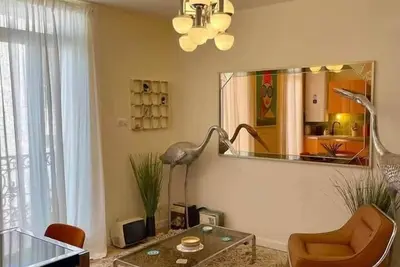 Image de \"L'italien Rétro\" À 2 pas des Halles, Clim, Wifi!