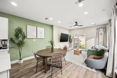 Image de Bright Modern & Cheerful 3bd/3ba, Medical District