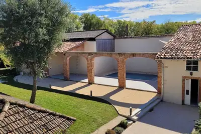Image de Maison de charme entièrement rénovée à 15 minutes de la cité épiscopale d'Albi