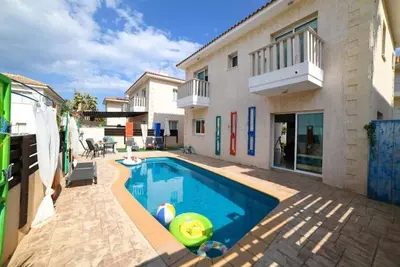 Image de Villa Chromata - Trois Chambres Villa, Couchages 7